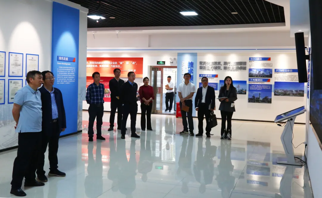 1714717774229034.png 縣政協(xié)主席劉衛(wèi)一行到集團(tuán)調(diào)研2.png